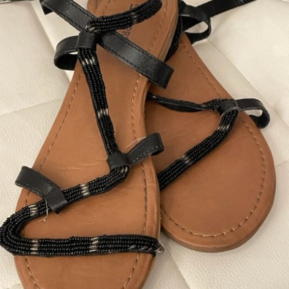 SPRING Black Beaded Sandles/Flats Size 9 - Picture 3 of 4